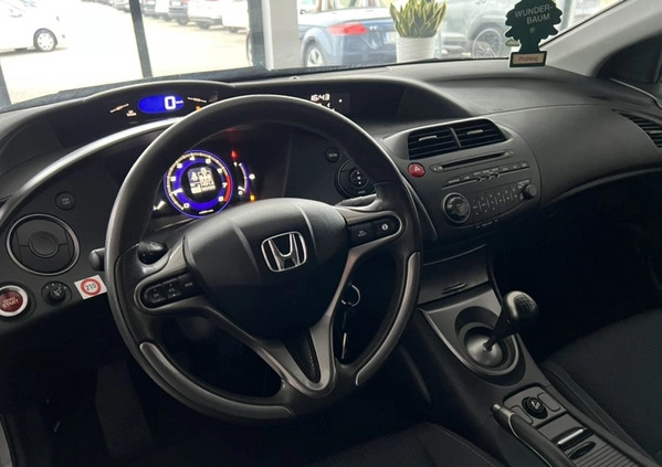 Honda Civic cena 25900 przebieg: 165000, rok produkcji 2010 z Miasteczko Śląskie małe 352